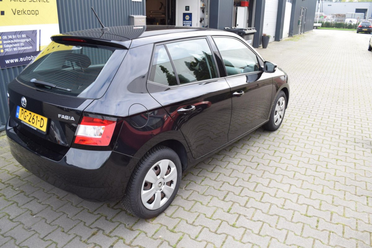 Skoda Fabia 1.0 Active Apple carplay - foto 5