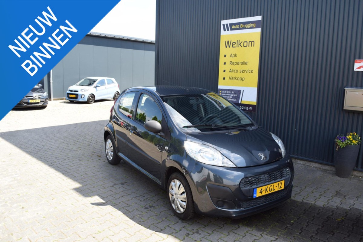 Peugeot 107 1.0 Access Accent - foto 1