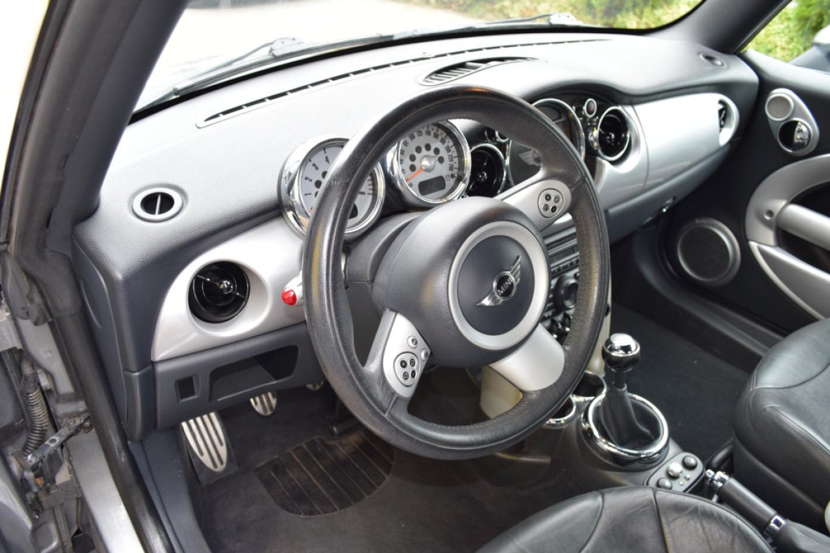 MINI Cabrio 1.6 John Cooper Works - foto 9