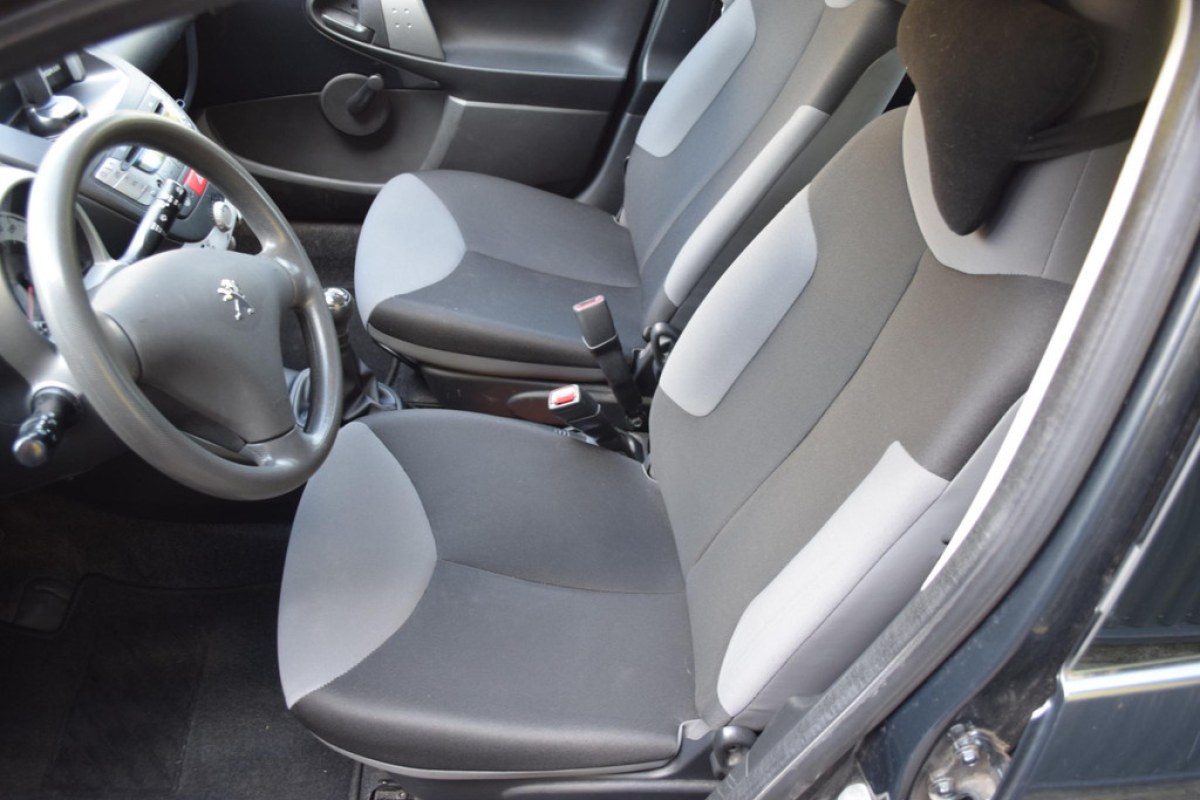 Peugeot 107 1.0 Access Accent - foto 11