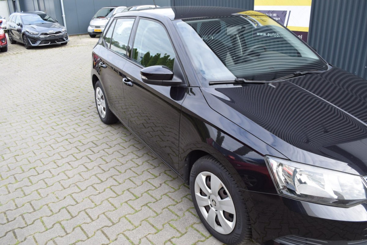 Skoda Fabia 1.0 Active Apple carplay - foto 4