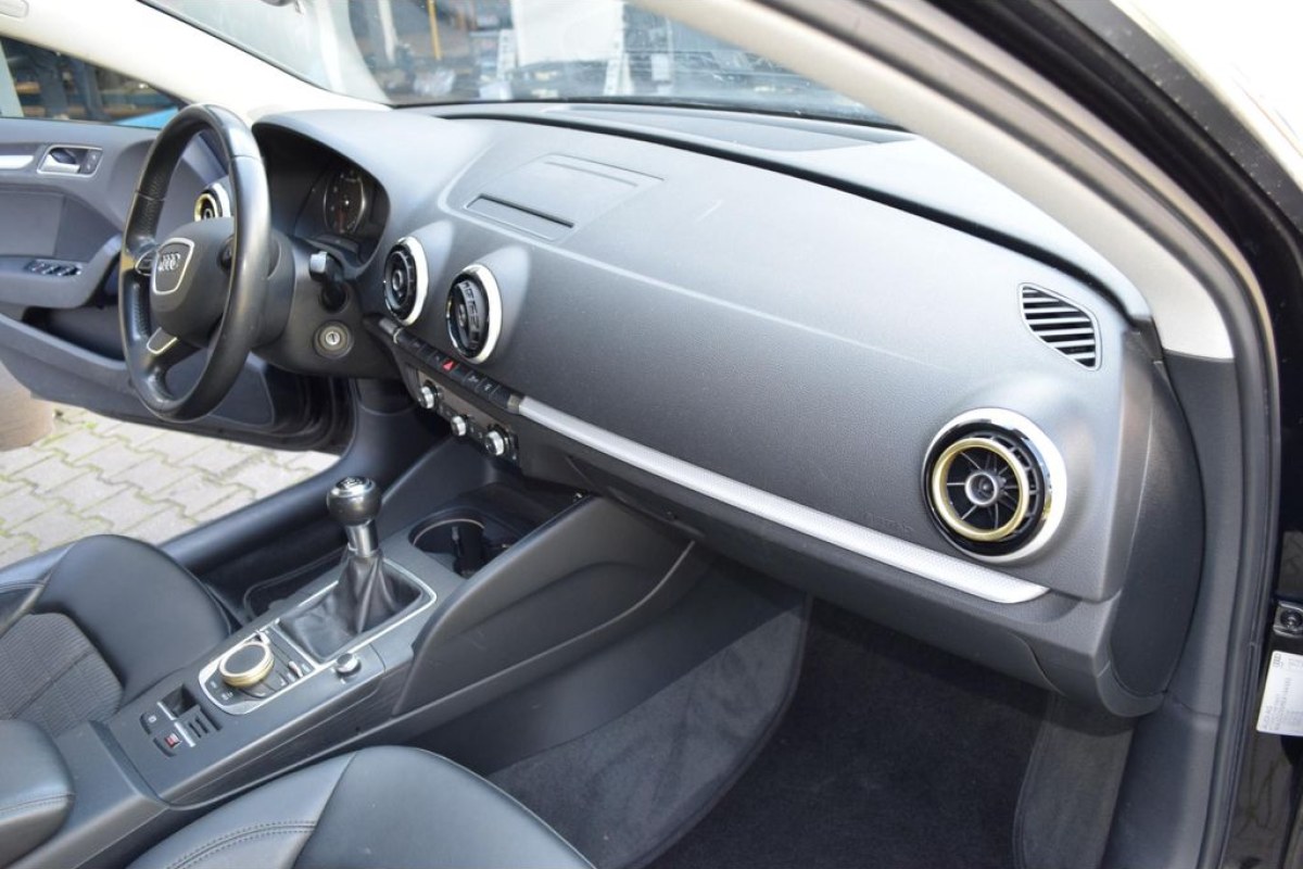 Audi A3 Sportback 1.4 TFSI Ambition Pro Line - foto 18
