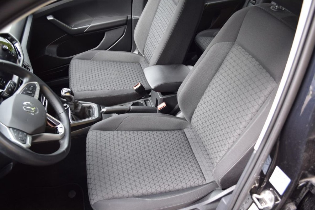 Volkswagen T-Cross 1.0 TSI Go - foto 17