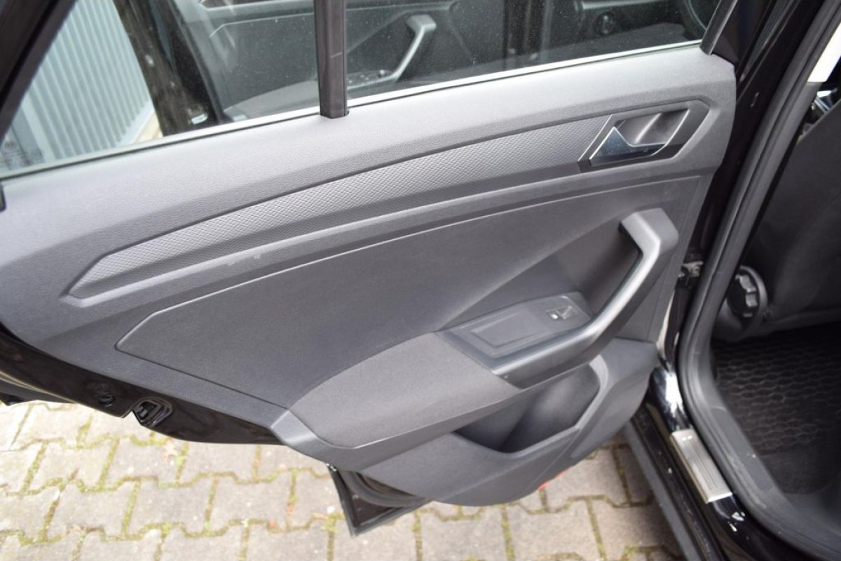 Volkswagen T-Roc 1.0 TSI Style - foto 13