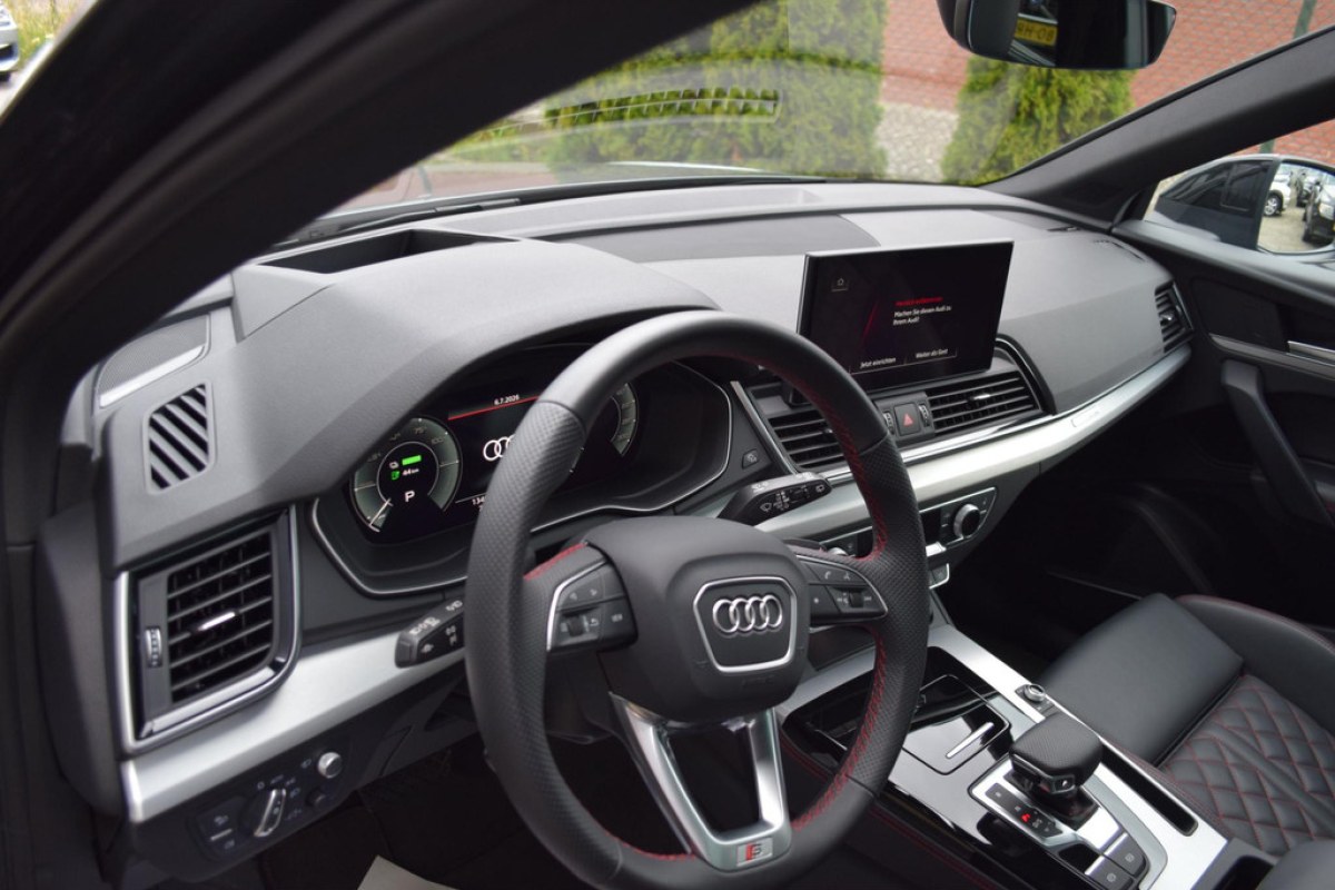 Audi Q5 50 TFSI e S edition Competition - foto 13