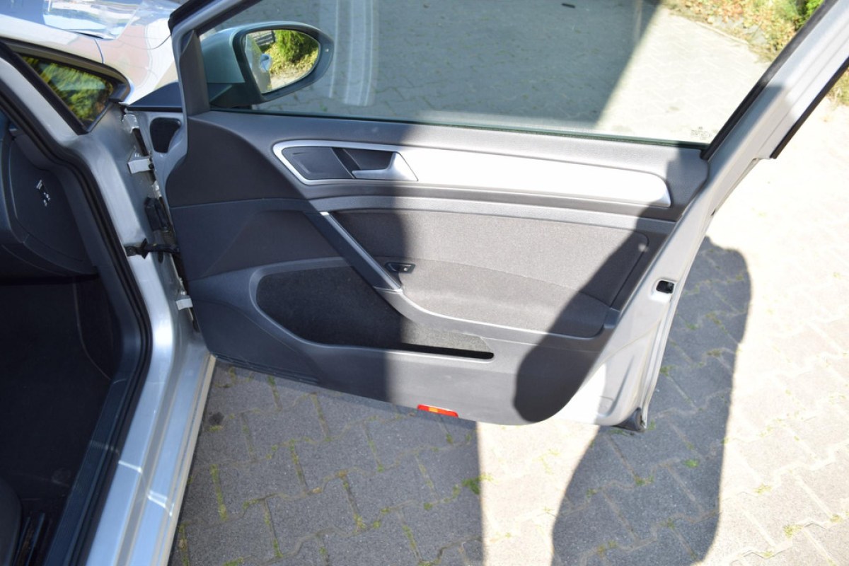 Volkswagen Golf Variant 1.2 TSI Comfortline - foto 15