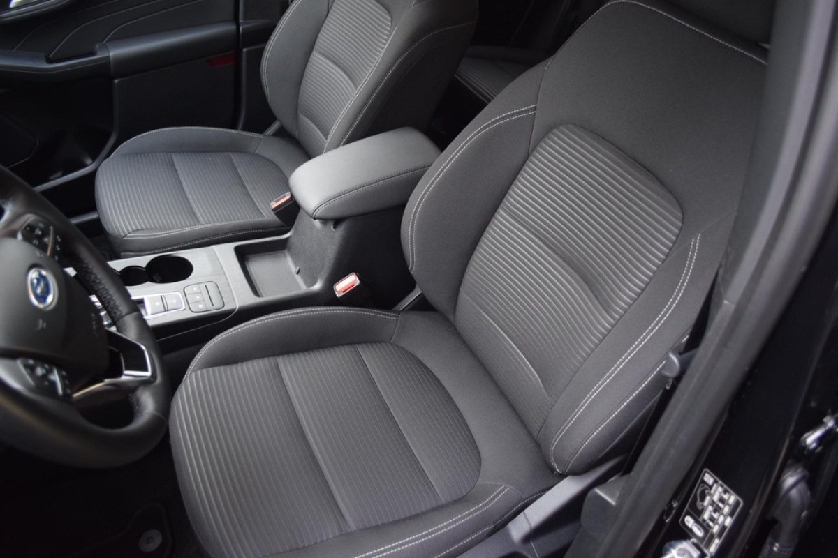 Ford Kuga - foto 10