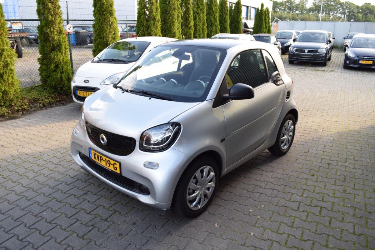 smart fortwo EQ perfect 18 kWh - foto 2