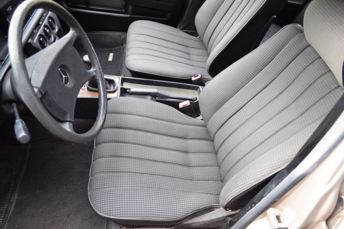 Mercedes-Benz 190-serie 2.0 D - foto 15