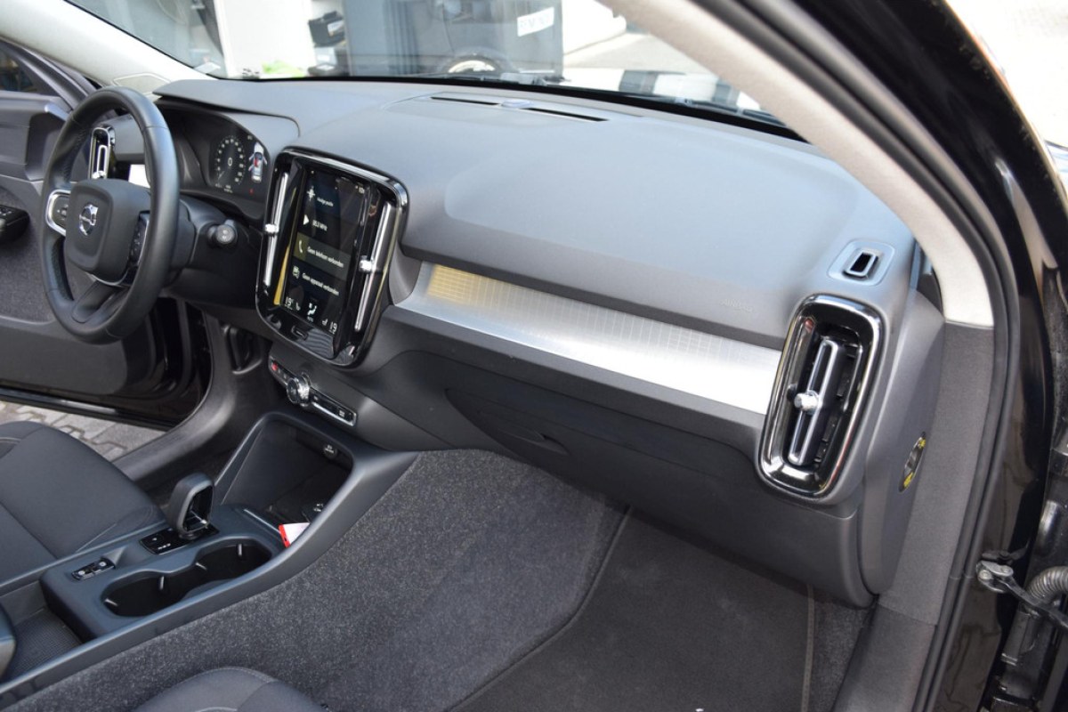 Volvo XC40 1.5 T4 Recharge R-Design - foto 19
