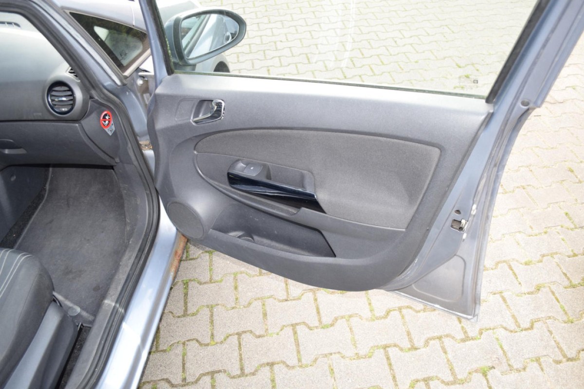 Opel Corsa 1.4-16V Enjoy - foto 15