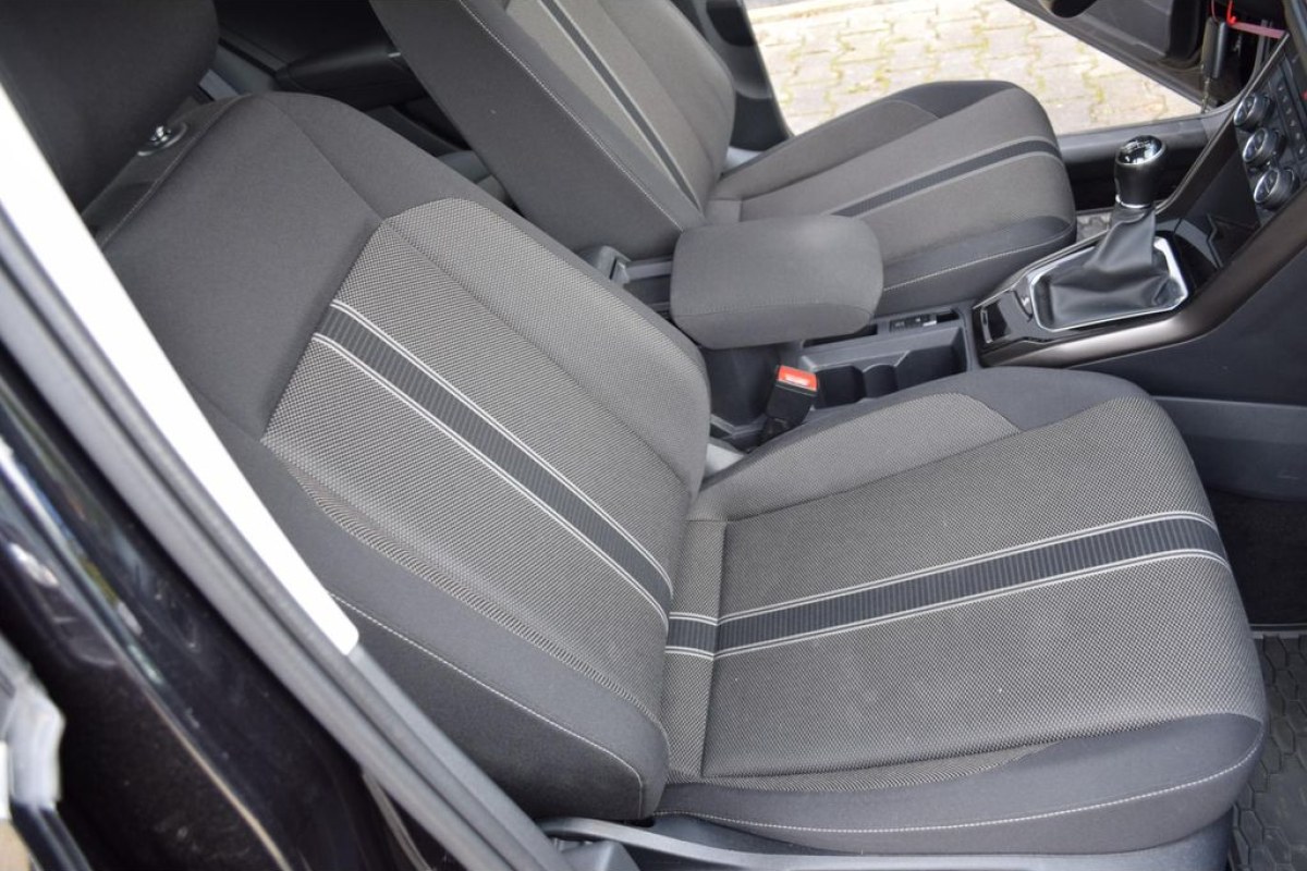 Volkswagen T-Roc 1.0 TSI Style - foto 19