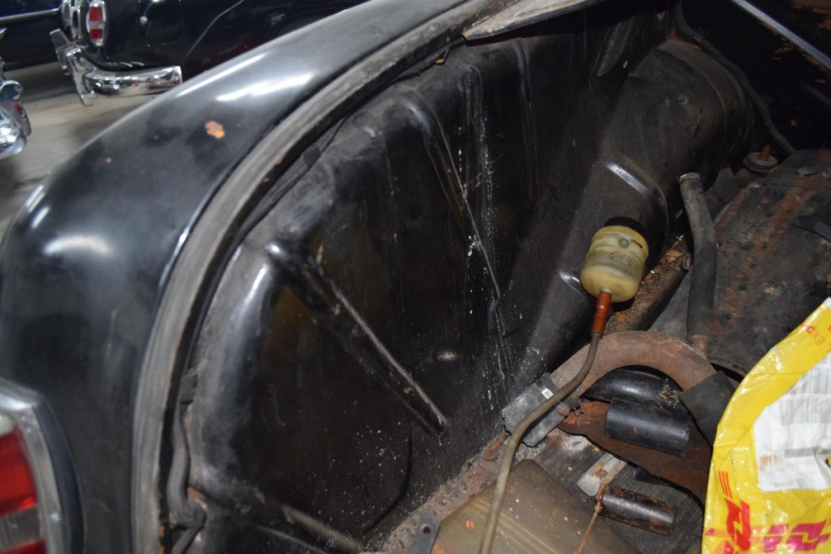 mercedes 220 S - foto 12