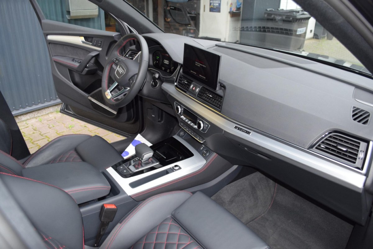 Audi Q5 50 TFSI e S edition Competition - foto 18