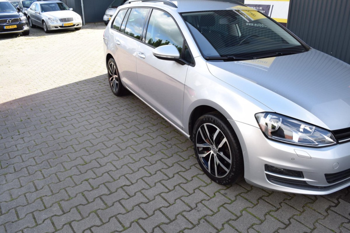 Volkswagen Golf Variant 1.2 TSI Comfortline - foto 2
