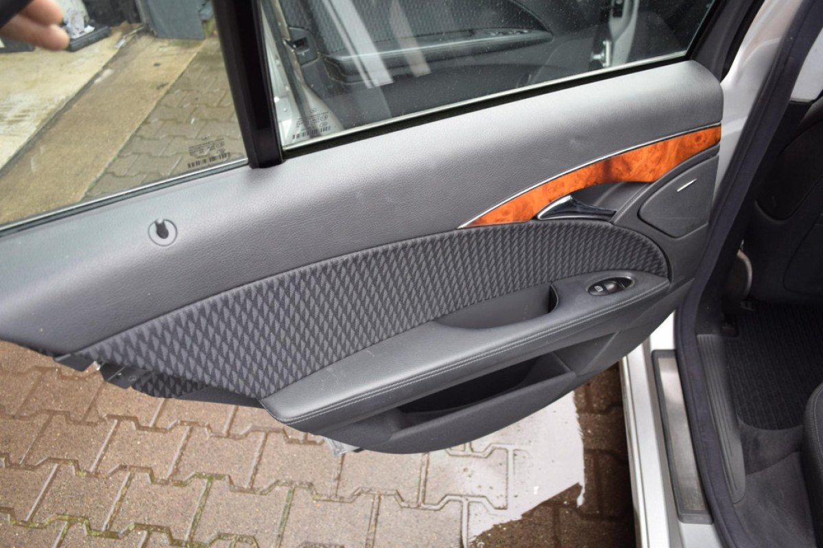 Mercedes-Benz E-klasse 2,4 elegance - foto 11