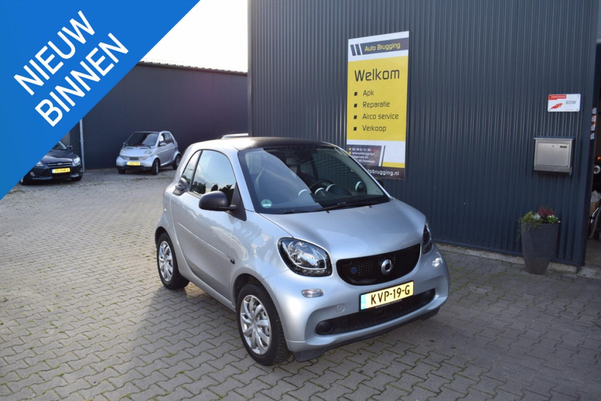 smart fortwo EQ perfect 18 kWh - foto 1